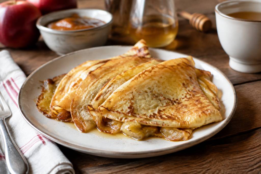 Les crèpes normandes : histoire, spécialités et bonnes adresses